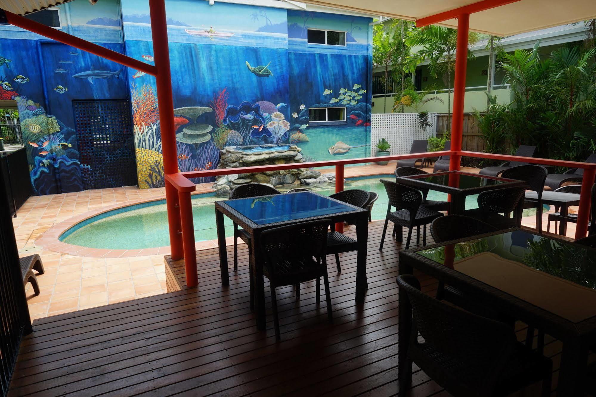 Port Douglas Motel Esterno foto