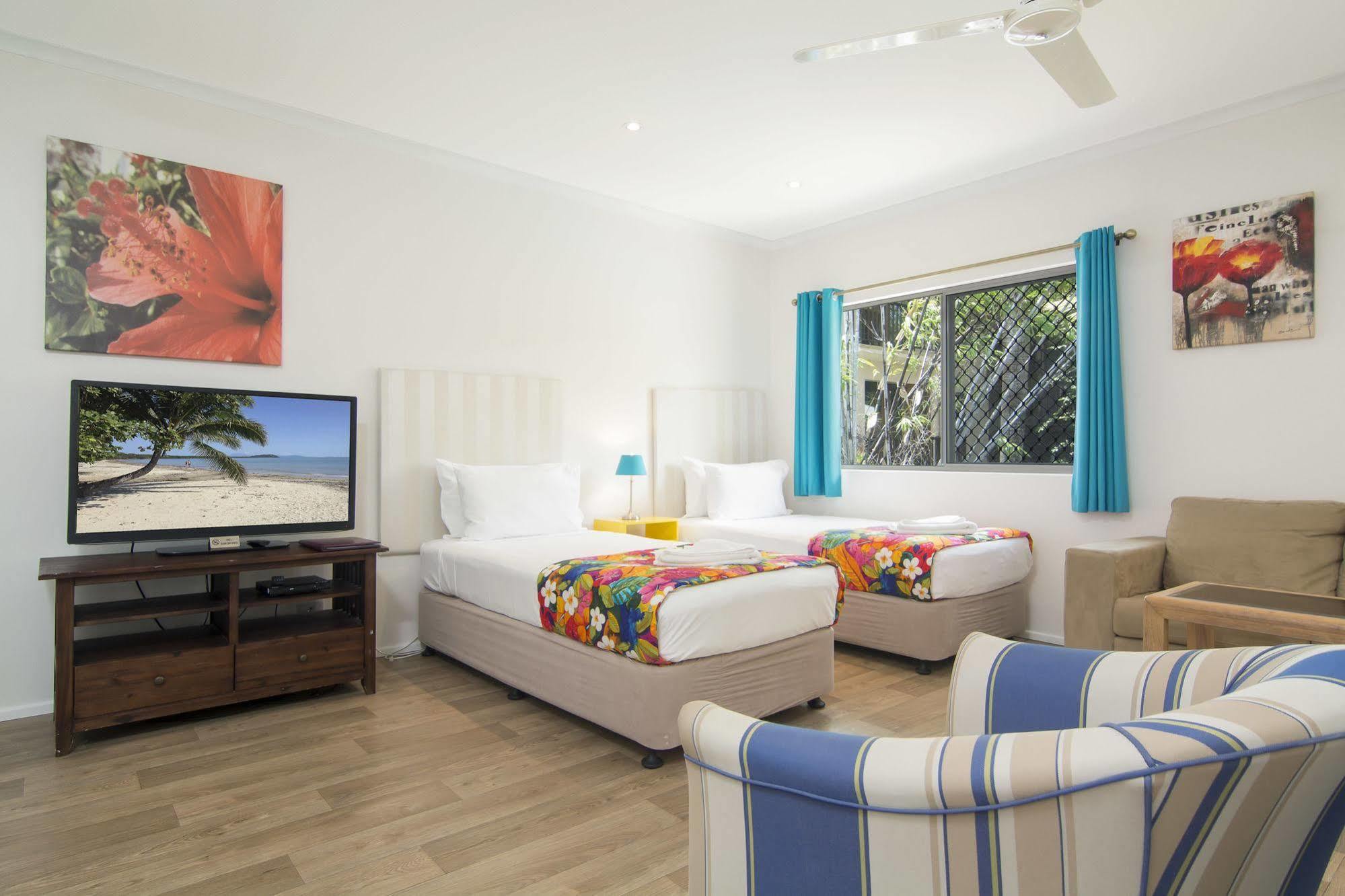 Port Douglas Motel Esterno foto